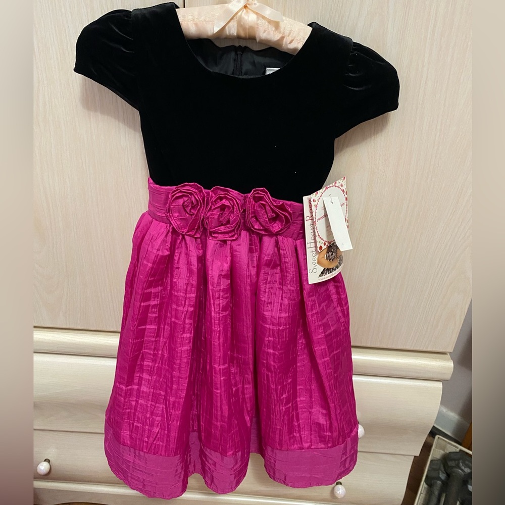 Kid Dress black and hot pink . Brand new